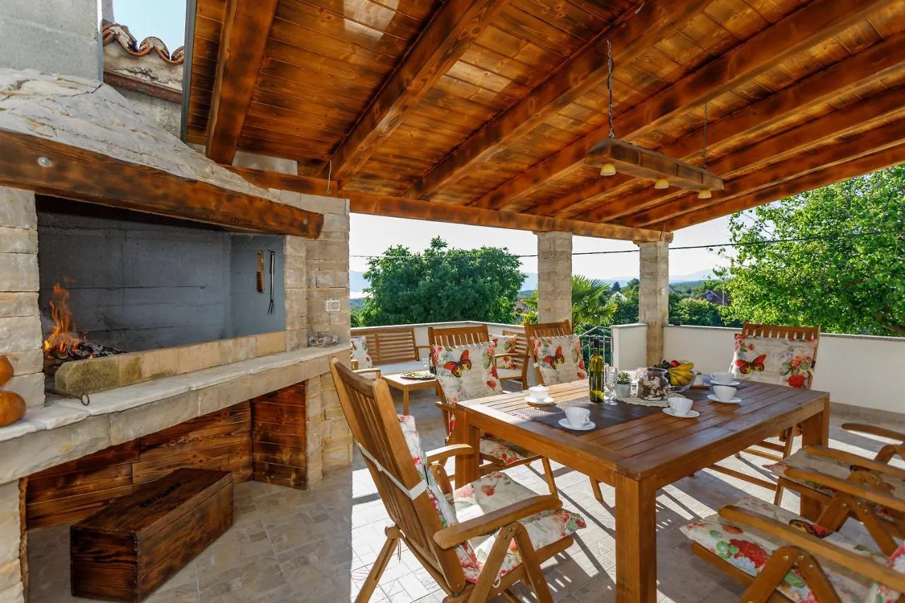 Rustic Apartment Evelin Krk Town 0*,  Chorwacja