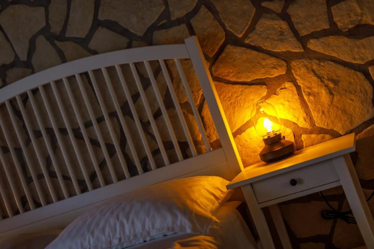 Rustic Apartment Evelin Krk Town