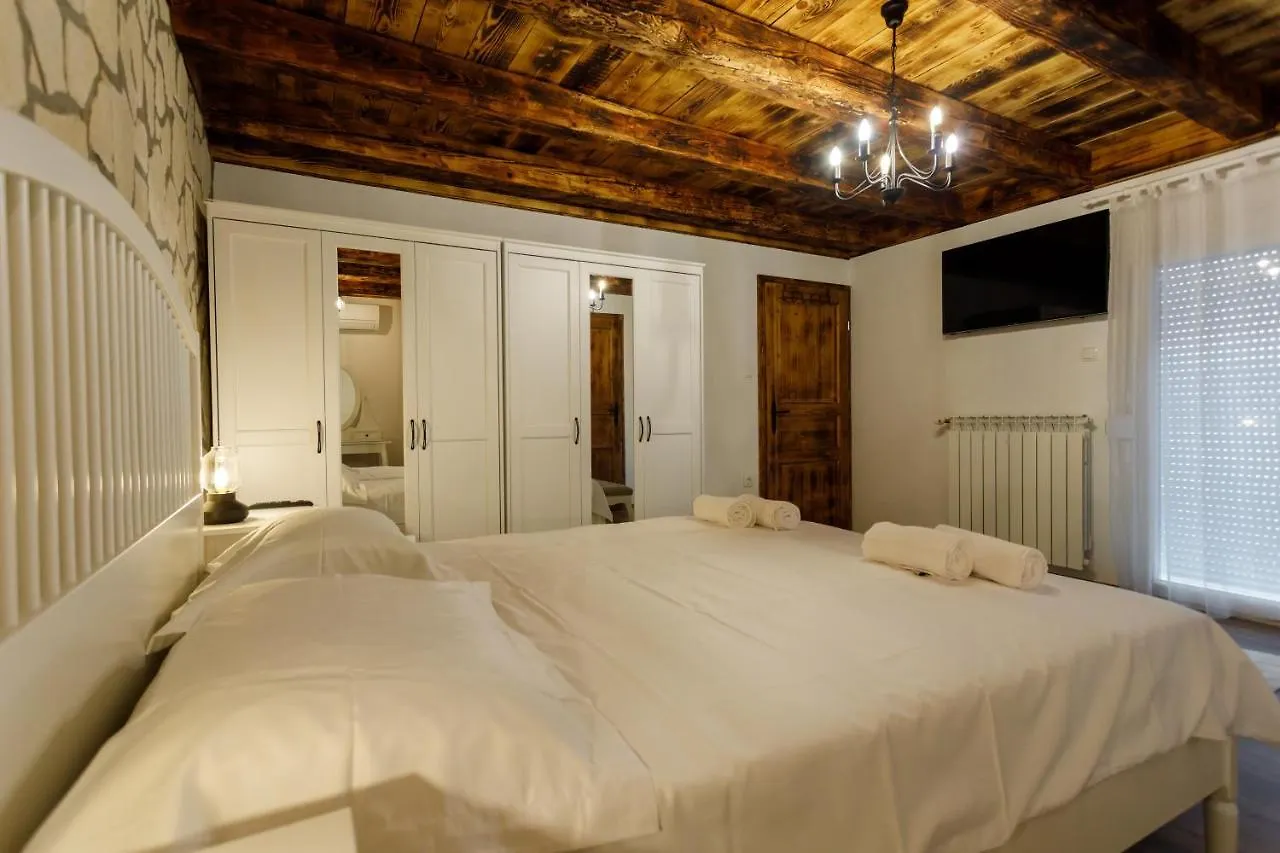 Rustic Apartment Evelin Krk Town Chorwacja